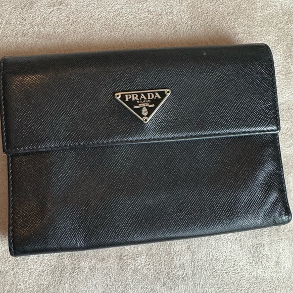 Prada Black Wallet - Picture 2 of 11